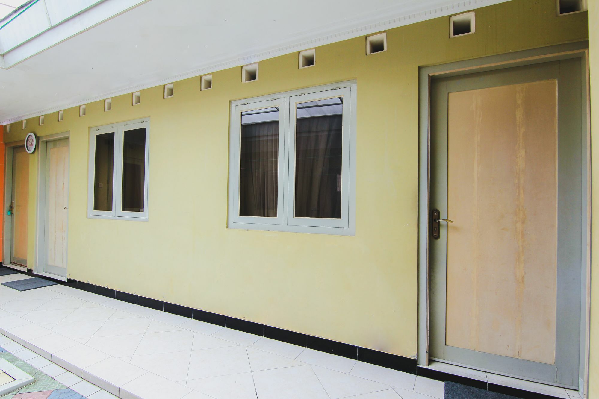 Griya Batik Giri Sekar Homestay Yogyakarta Ngoại thất bức ảnh